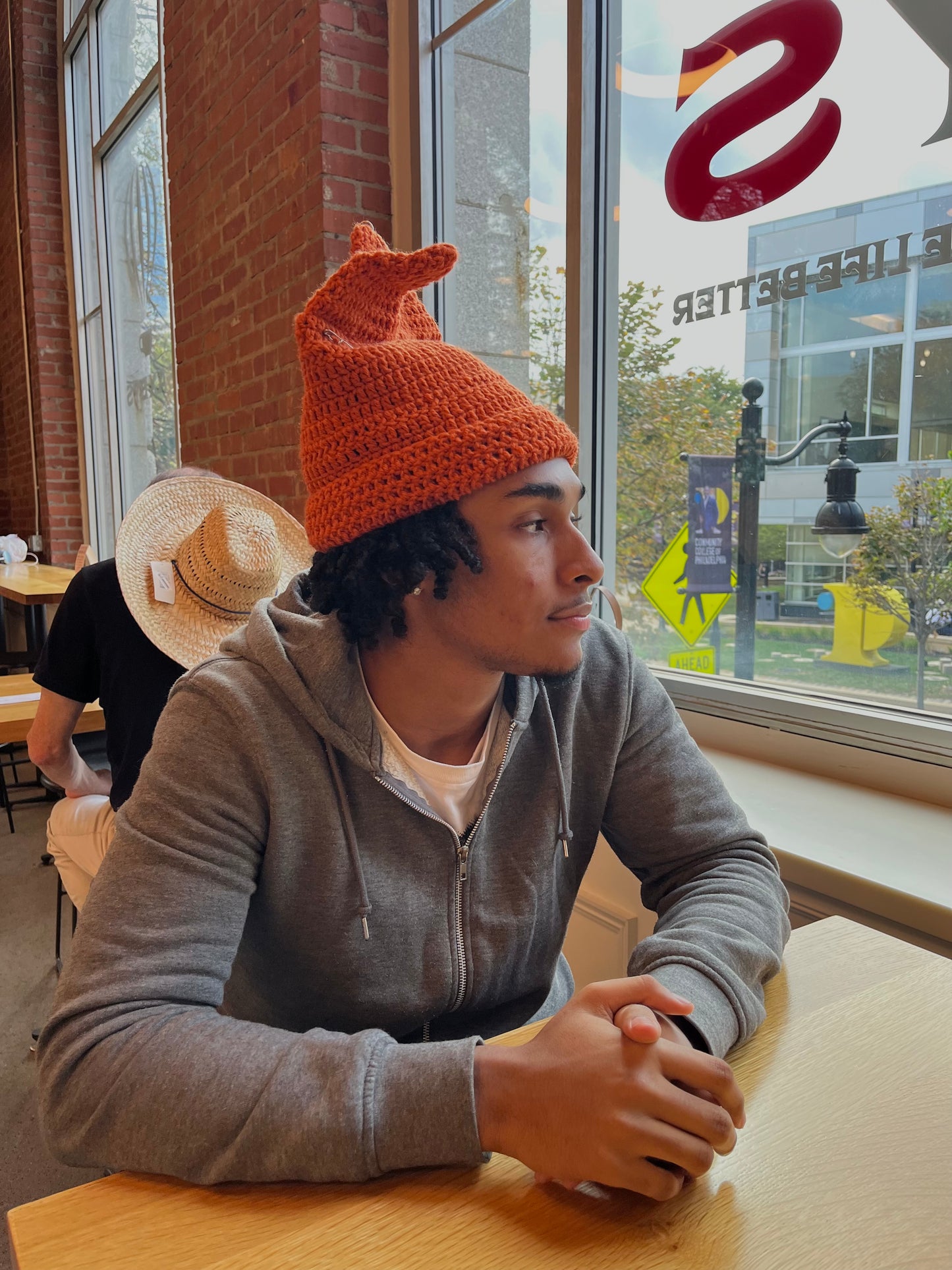 ⋆☕︎ ⋆✴︎˚。⋆ TERRACOTTA BUTTON-BABY BEANIE ⋆☕︎ ⋆✴︎˚。⋆