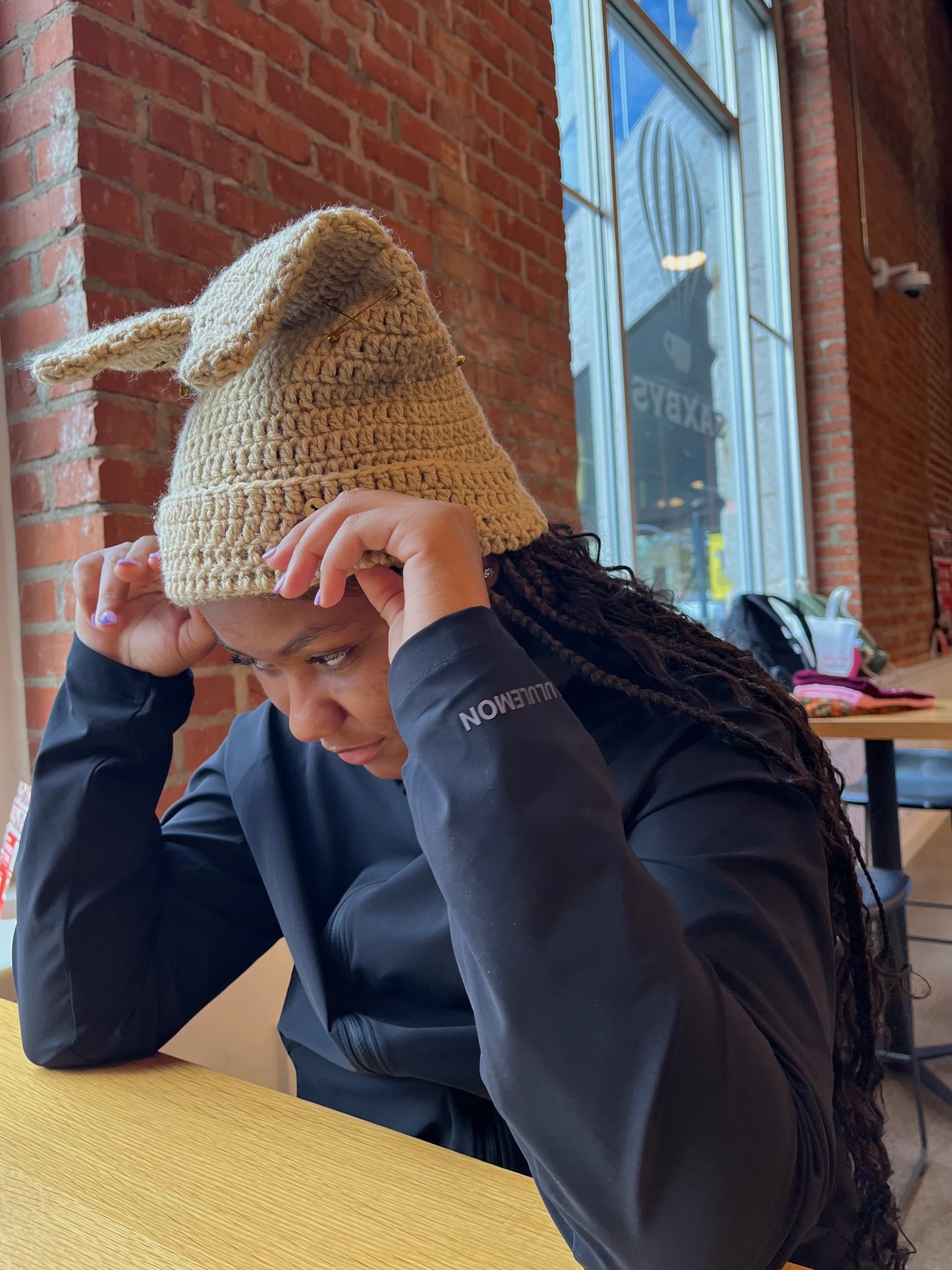 ⋆☕︎ ⋆✴︎˚｡⋆ OATMEAL BUTTON-BABY BEANIE ⋆☕︎ ⋆✴︎˚｡⋆